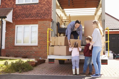 Choosing the right moving company in Frenchs Forest