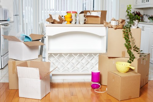 Efficient movers handling belongings in Alexandria