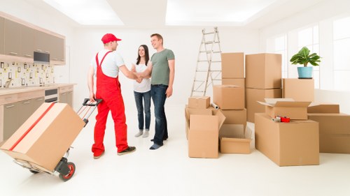 Efficient packing solutions provided by moving experts in Blackburn