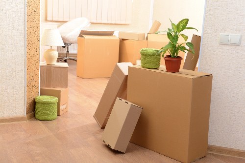 Sam Movers' comprehensive packing services