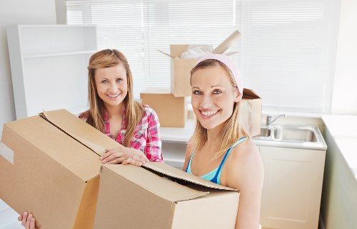 Specialized moving services for fragile items